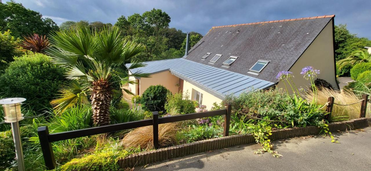 Grande Chambre Sdb Privee Avec Balcon Lannion Exterior foto